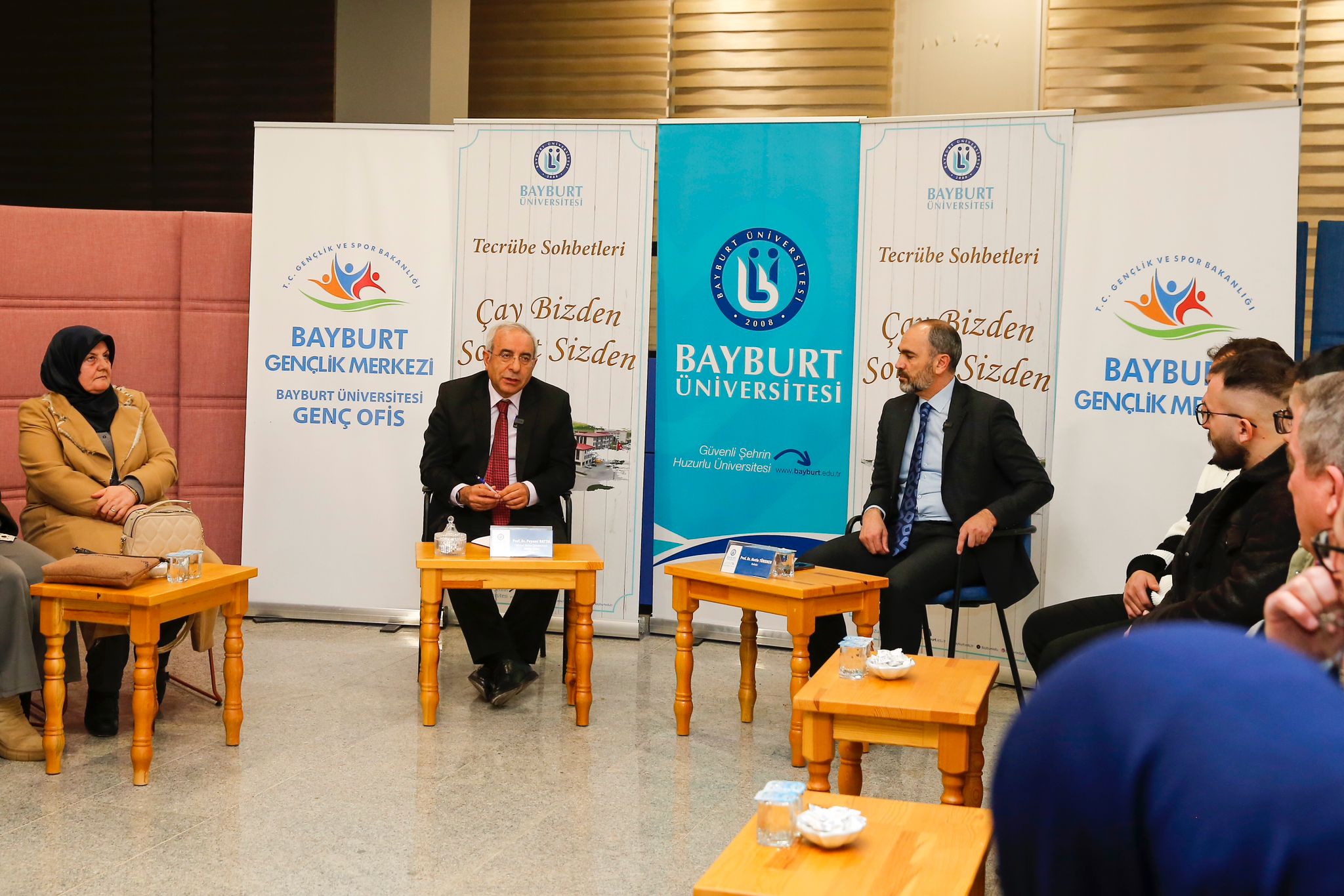 Hoca Ahmet Yesevi Üniversitesi Rektör Vekili Battal, Tecrübe Sohbetlerine Konuk Oldu