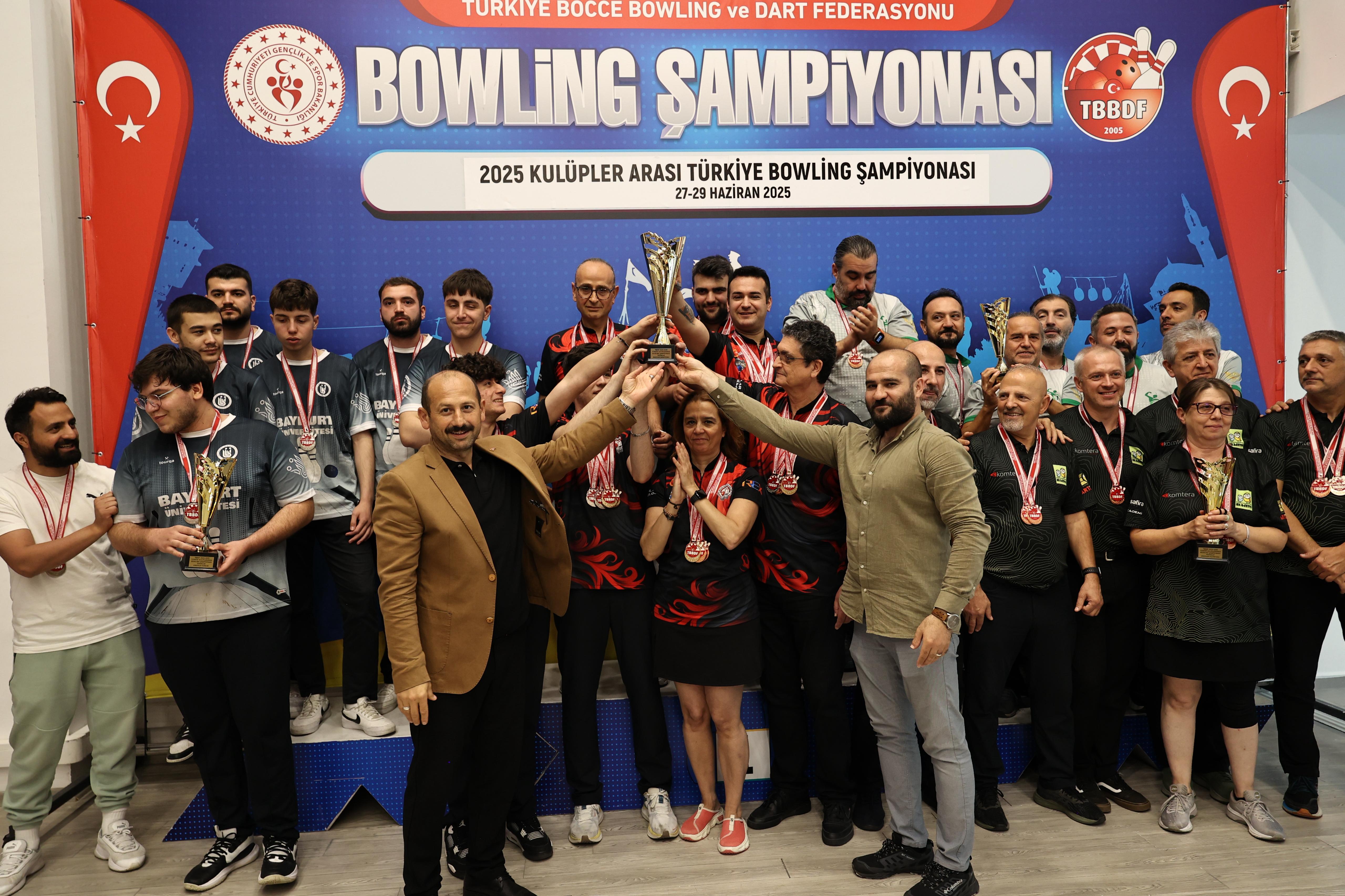 Üniversitemiz Gençlik ve &nbsp;Spor Kulübü &nbsp;Bowling Takımımızdan Türkiye Şampiyonası’nda Çifte Madalya Başarısı